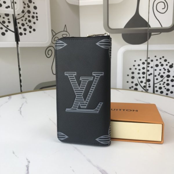 Louis Vuitton Brazza Wallet Taurillon Shadow M80042 – RRG024