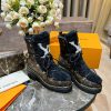 Premium LUV BOOTS 043