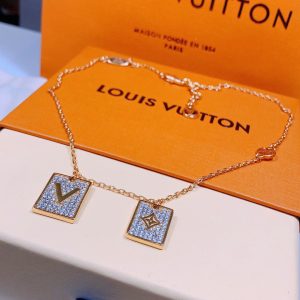 EN – Lux Necklace LUV018