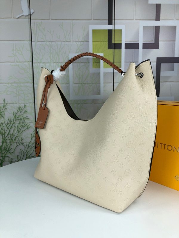 Louis Vuitton Carmel Hobo Bag ‘Mouse Grey’