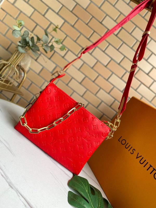 Louis Vuitton Coussin PM Rouge