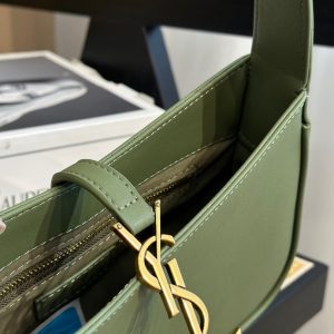 Ysl Le 5 A 7 Hobo Bag In Smooth Leather Green