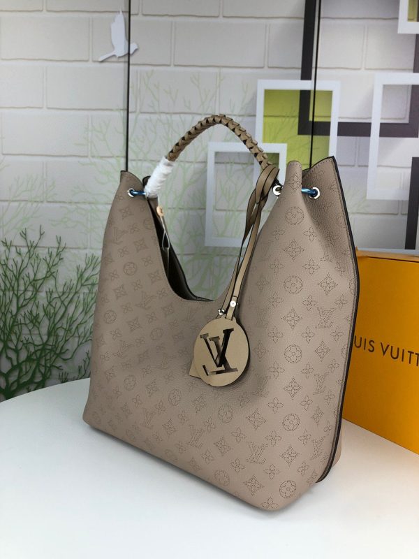 Louis Vuitton Carmel Hobo Bag ‘Mouse Grey’