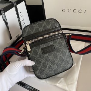 Gucci GG Supreme Messenger Bag