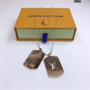 EN – Lux Necklace LUV022