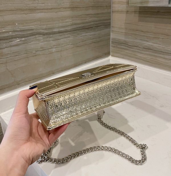 CLUTCH DIOR WOC METALIC GOLD