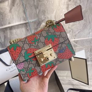 Gucci Padlock Shoulder Bag GG Strawberry Small Beige/Ebony Multicolor