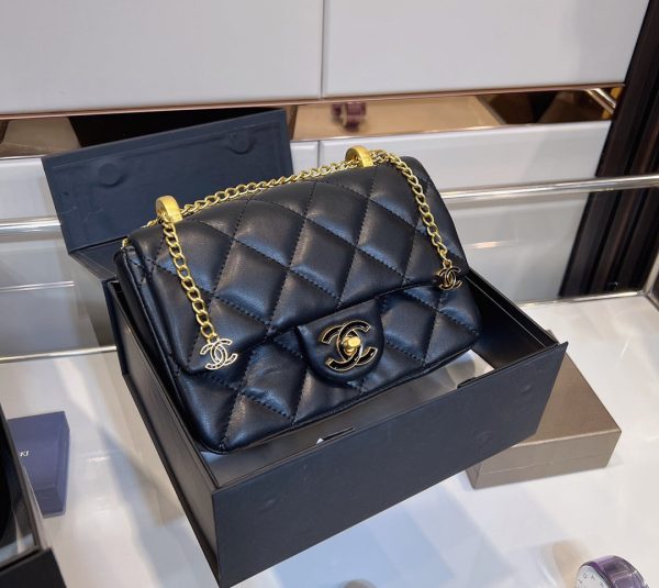 Chanel mini flap bag