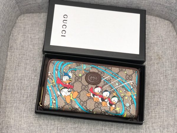 DISNEY X GUCCI DONALD DUCK ZIP AROUND WALLET