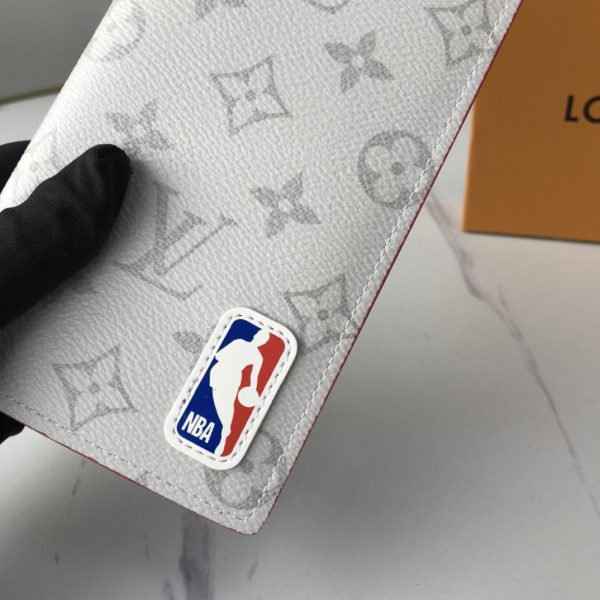 LOUIS VUITTON  X NBA Monogram Pocket Organizer Antartica