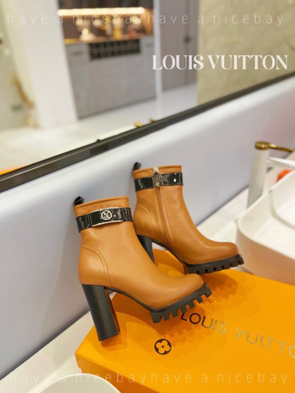 Premium LUV BOOTS 035