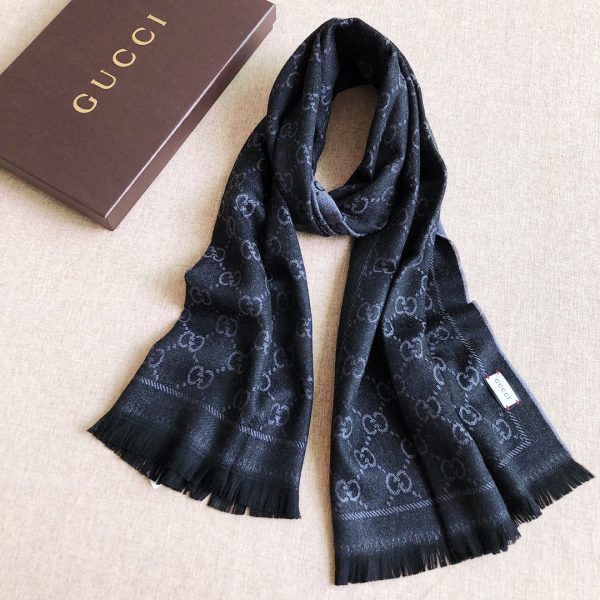 EN – Luxury GCI Scarf 011