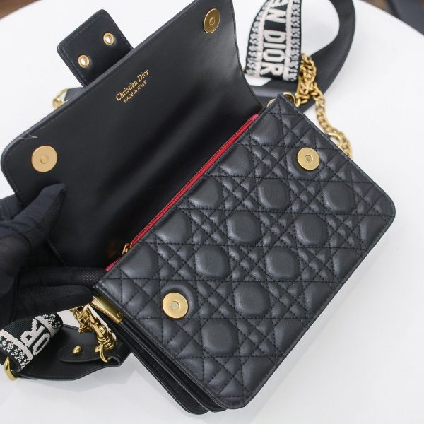 DIORADDICT FLAP BAG IN BLACK CANNAGE LAMBSKIN