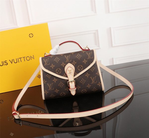 LOUIS VUITTON IVY BAG