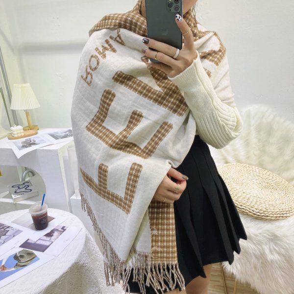 EN – Luxury FEI Scarf 002