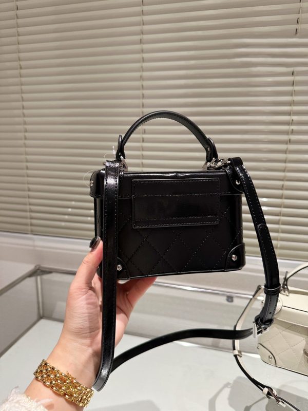 Saint Laurent Jun Box Bag ‘Black’