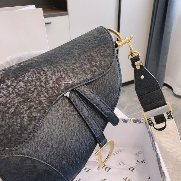 Christian Dior Saddle Bag