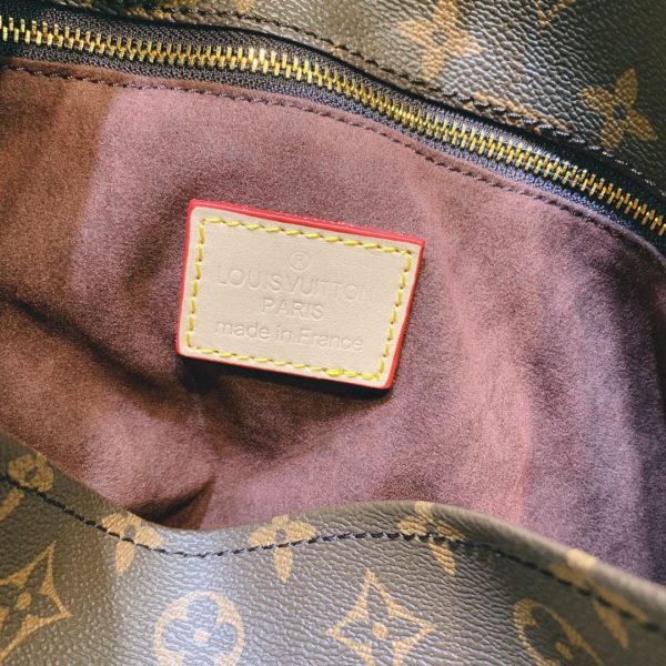Louis Vuitton Monogram Canvas Metis Hobo Handbag