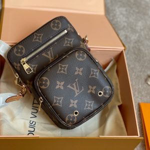 LOUIS VUITTON  Monogram Utility Phone Sleeve