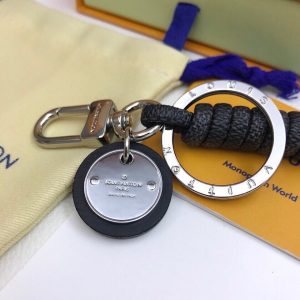 EN – Lux Keychains LUV 005