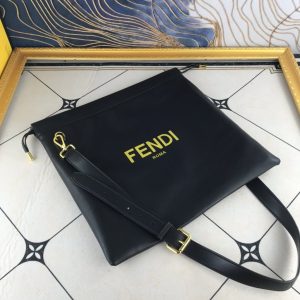 Fendi Peekaboo ISeeU Medium Black leather bag