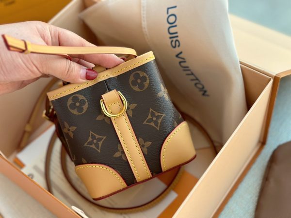 Louis Vuitton Noe Purse Monogram