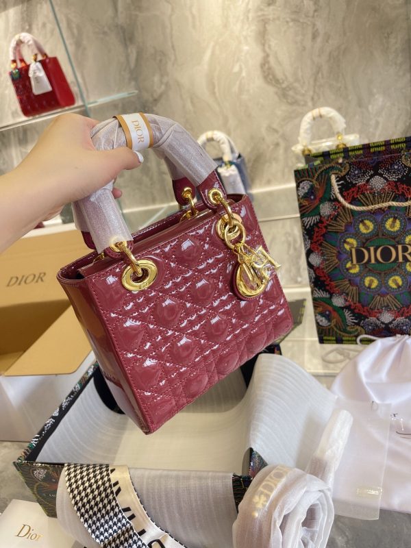 DIOR LADY SIZE MINI BAG