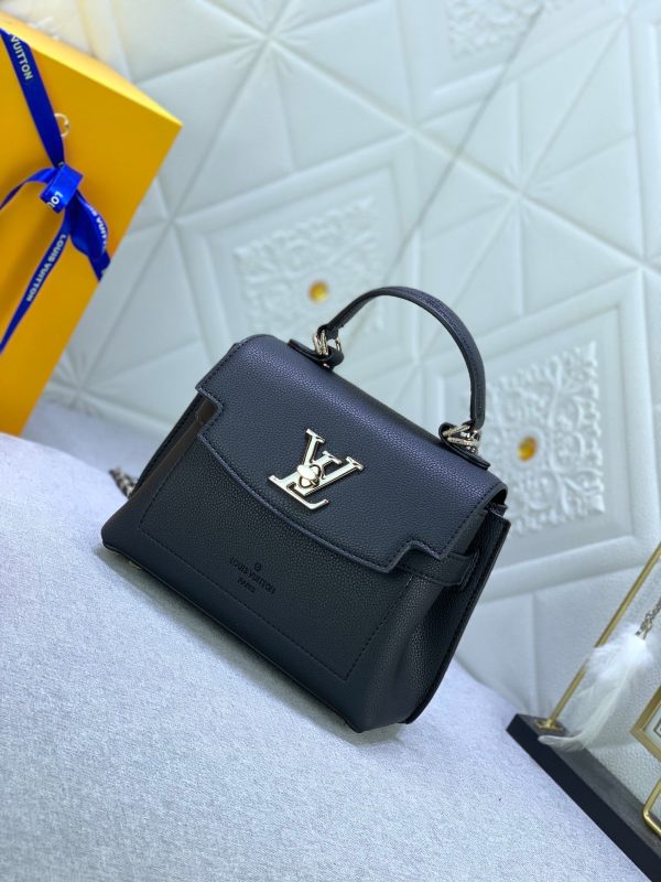 LOUIS VUITTON Lockme Ever Mini