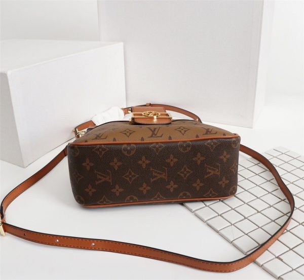 Louis Vuitton Monogram Canvas Dauphine PM