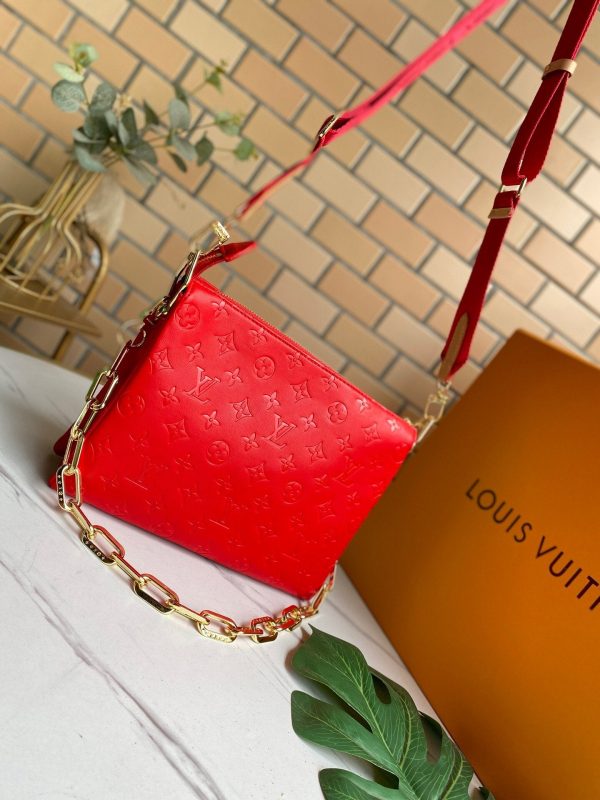 Louis Vuitton Coussin PM Rouge