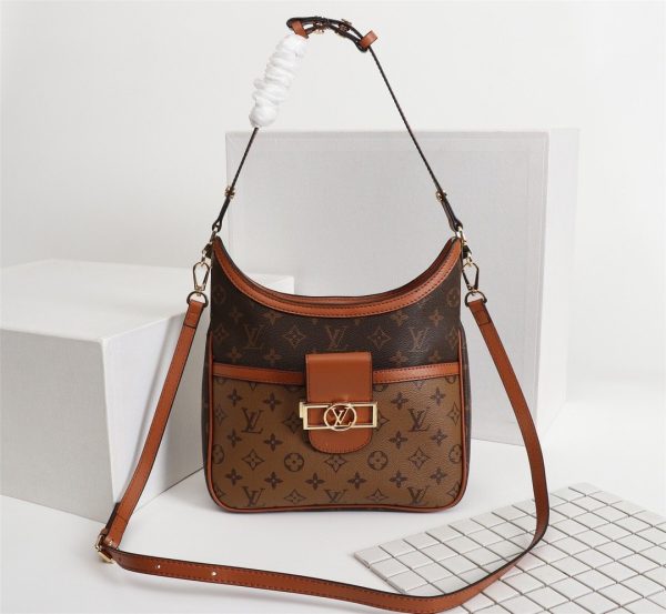 Louis Vuitton Monogram Canvas Dauphine PM