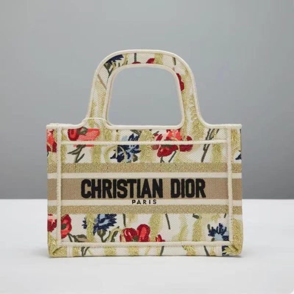 Dior book Multiple colors