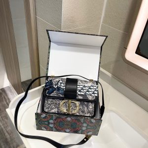 Dior 30 Montaigne Chain Bag