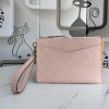 Louis Vuitton Pochette Melanie MM