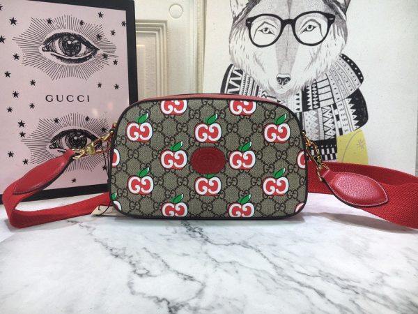 Gucci Women’s Beige