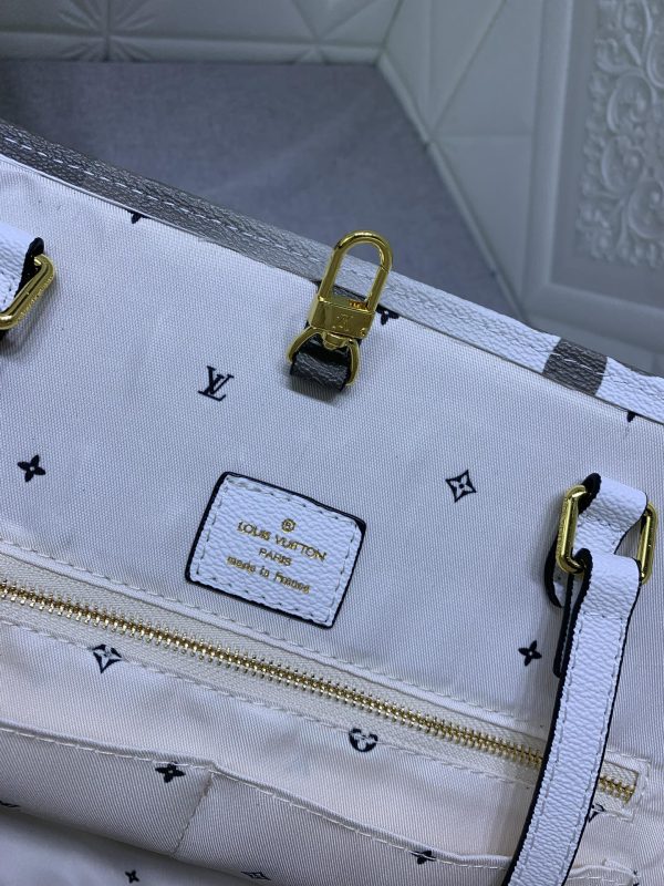 LV Louis Vuitton Onthego GM Pastel