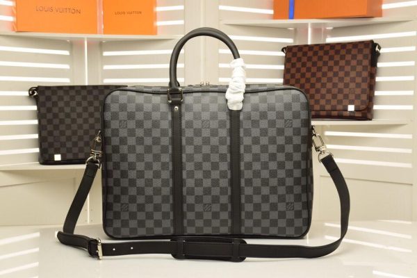 LOUIS VUITTON Porte-documents Voyage PM Eclipse Monogram