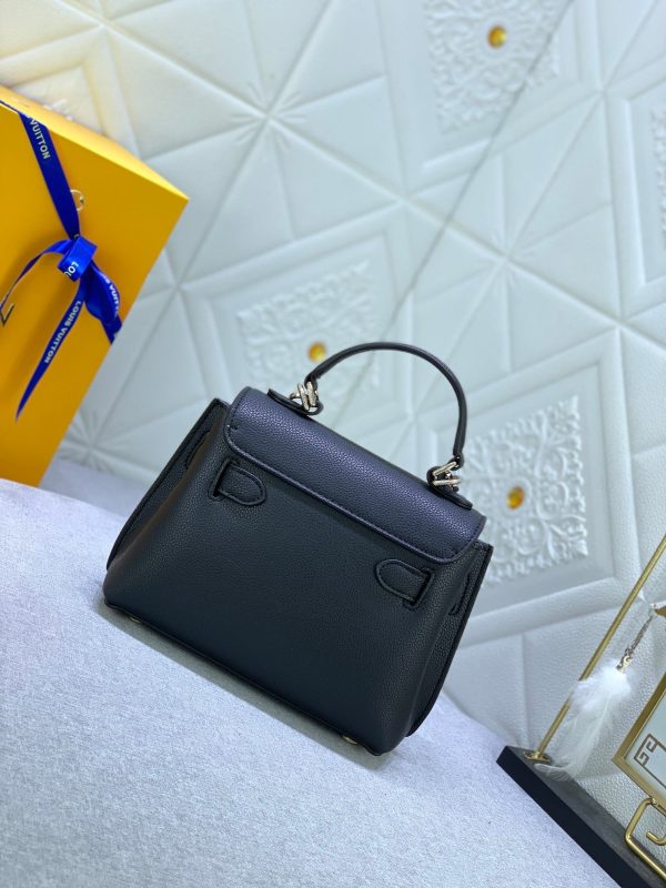 LOUIS VUITTON Lockme Ever Mini