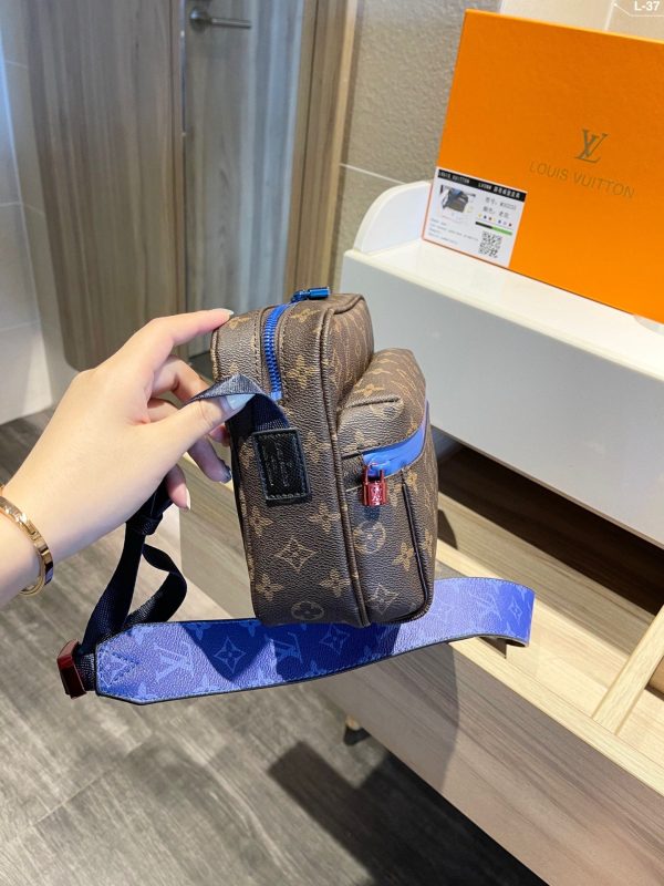 NEW LOUIS VUITTON MONOGRAM OUTDOOR BUMBAG