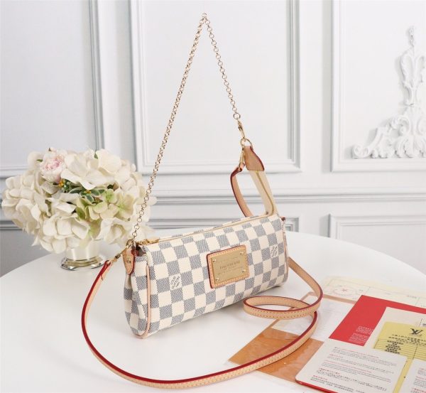 Louis Vuitton Eva Clutch Azur