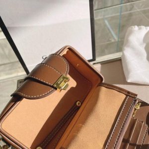 Gucci Clasp Closure Mini Bag – Neutrals