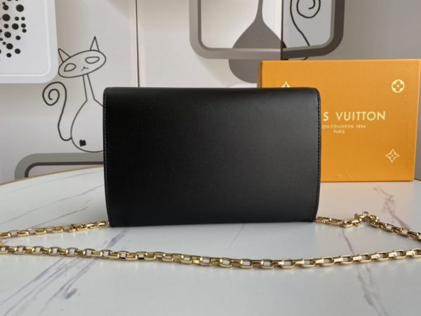 Louis Vuitton – Chain Louise GM