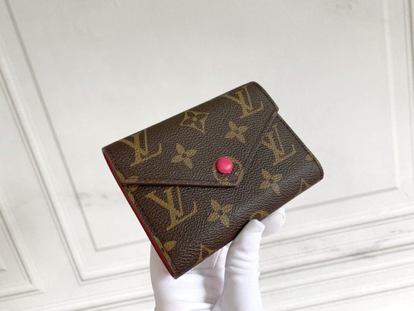 Louis Vuitton Victorine wallet collector’s edition