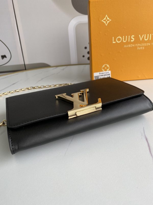 Louis Vuitton – Chain Louise GM