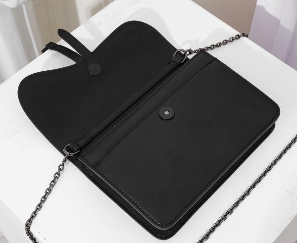 DIOR Long Saddle Wallet with Chain