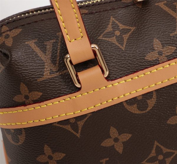 Louis Vuitton Monogram Coussin Gm