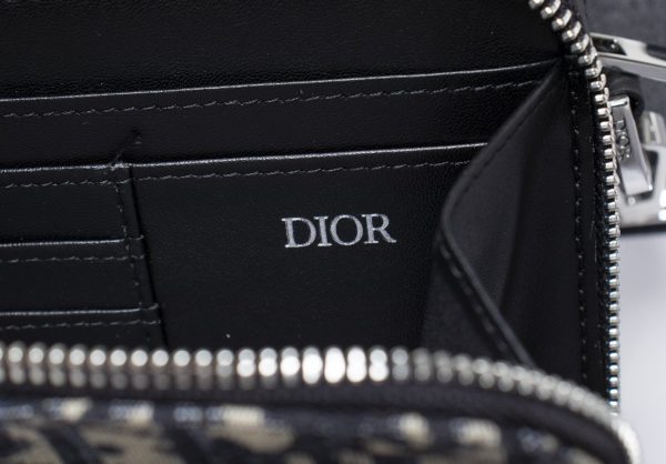 Dior 30 Montaigne Bag