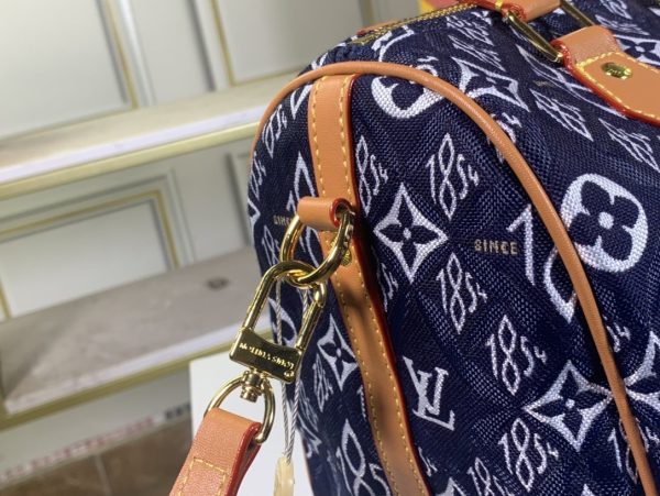 Louis Vuitton Speedy