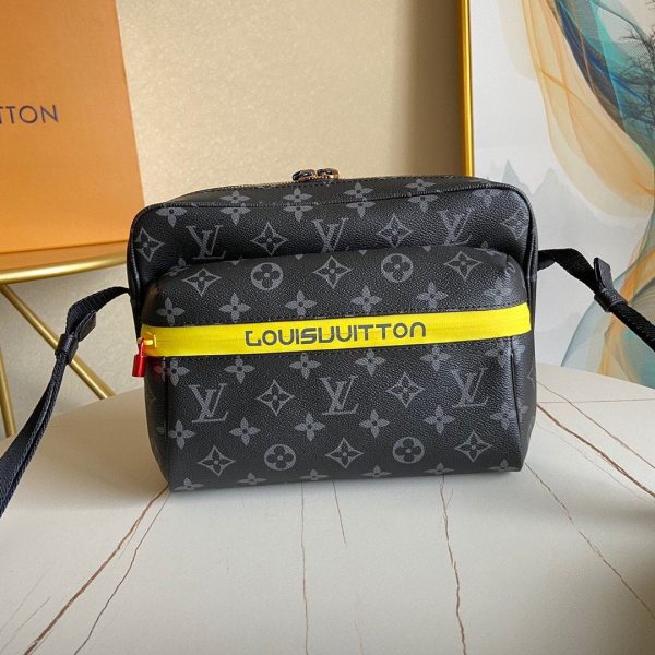 Louis Vuitton Monogram Canvas Sac Ceinture PM M43825