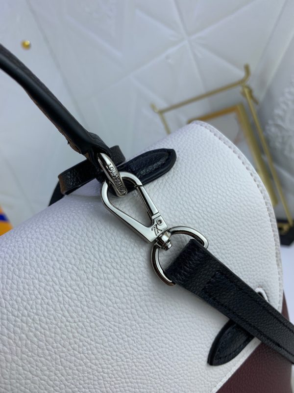 Louis Vuitton Lockme